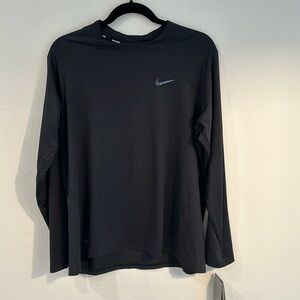 New Nike Swip Top